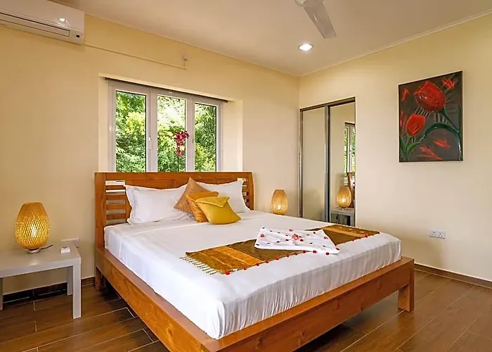 Glacis Heights 3* Victoria